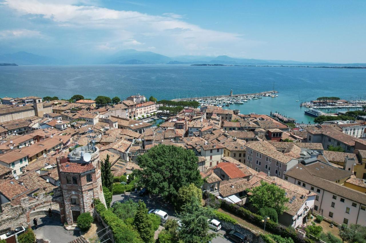 Appartement Steps From The - Charme In The Inner Desenzano del Garda